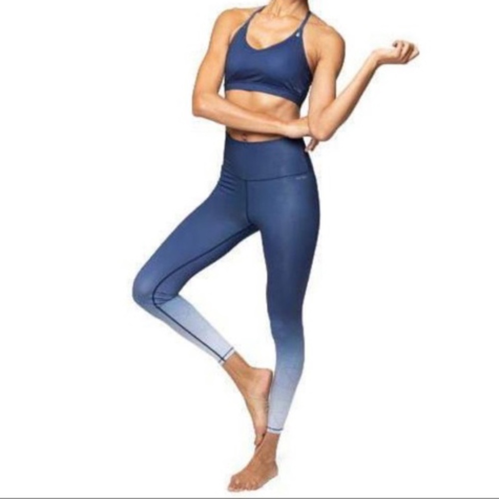 NWOT AR 33 Leggings Alpha High Waist Ocean Fade